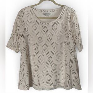 Dana Buchman Beige Eyelet Short Sleeve Top